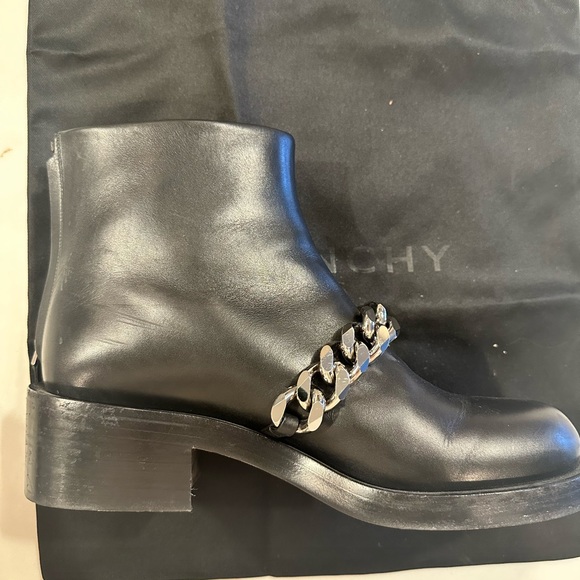 Givenchy Laura Chain Strap Ankle Boots - Picture 3 of 8